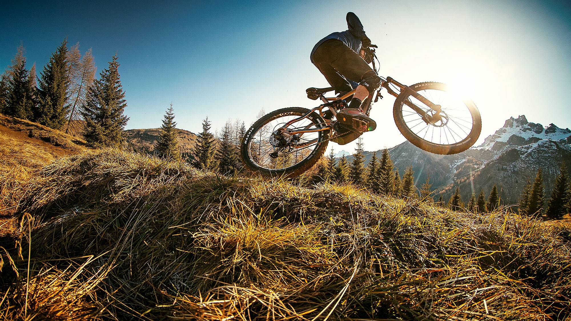 https://malaguti-bicycles.com/wp-content/uploads/sites/2/2020/10/MALAGUTI20_SUPERIORE_DOLOMITES_byADL-4843.jpg